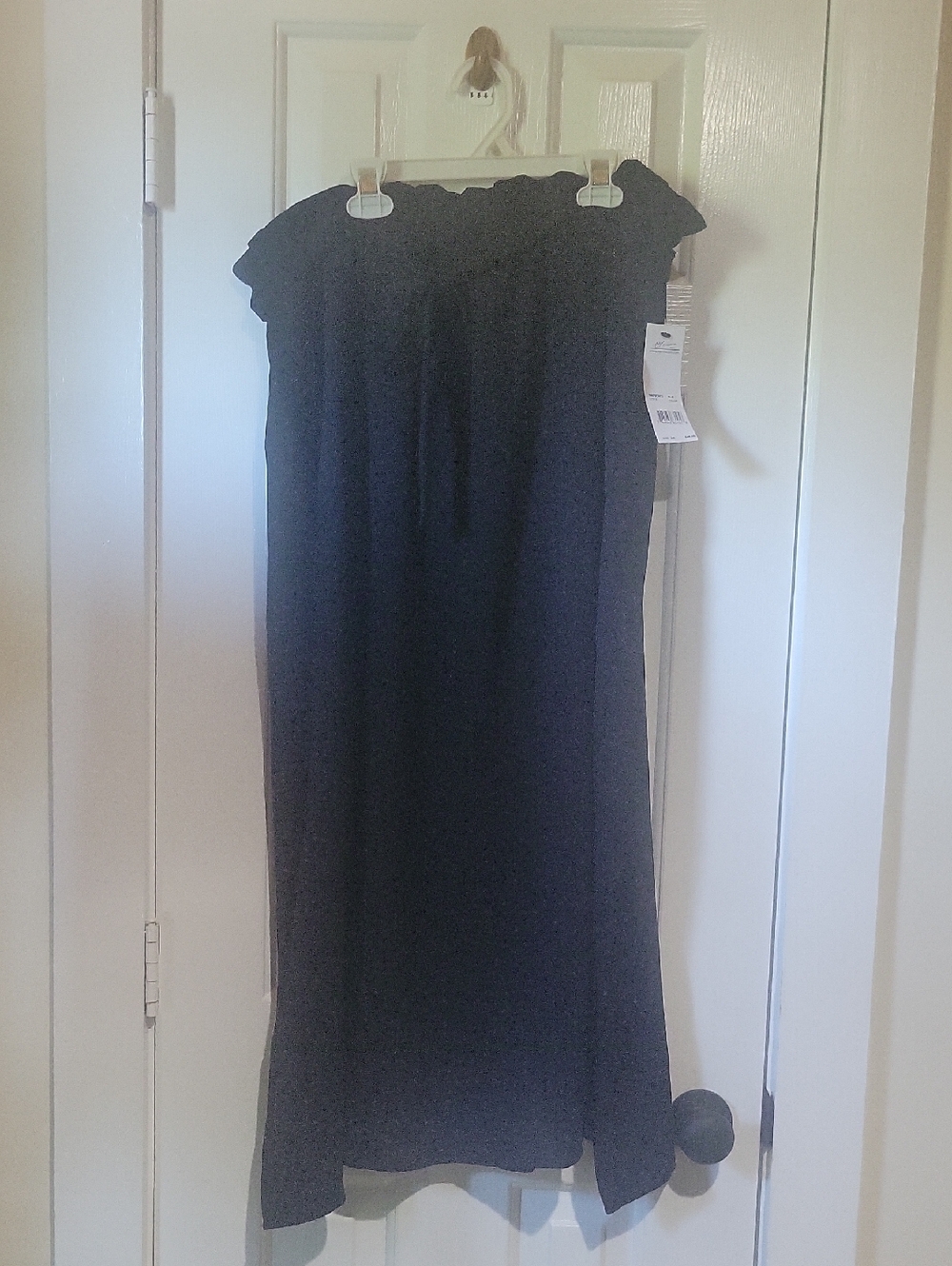 NY Collection NWT Black Maxi Skirt with Ruffle Waistline